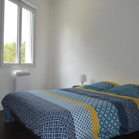 公寓 A La Croisee Des Chemins 阿棉