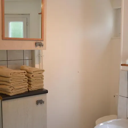 公寓 A La Croisee Des Chemins 阿棉