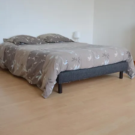 A La Croisee Des Chemins